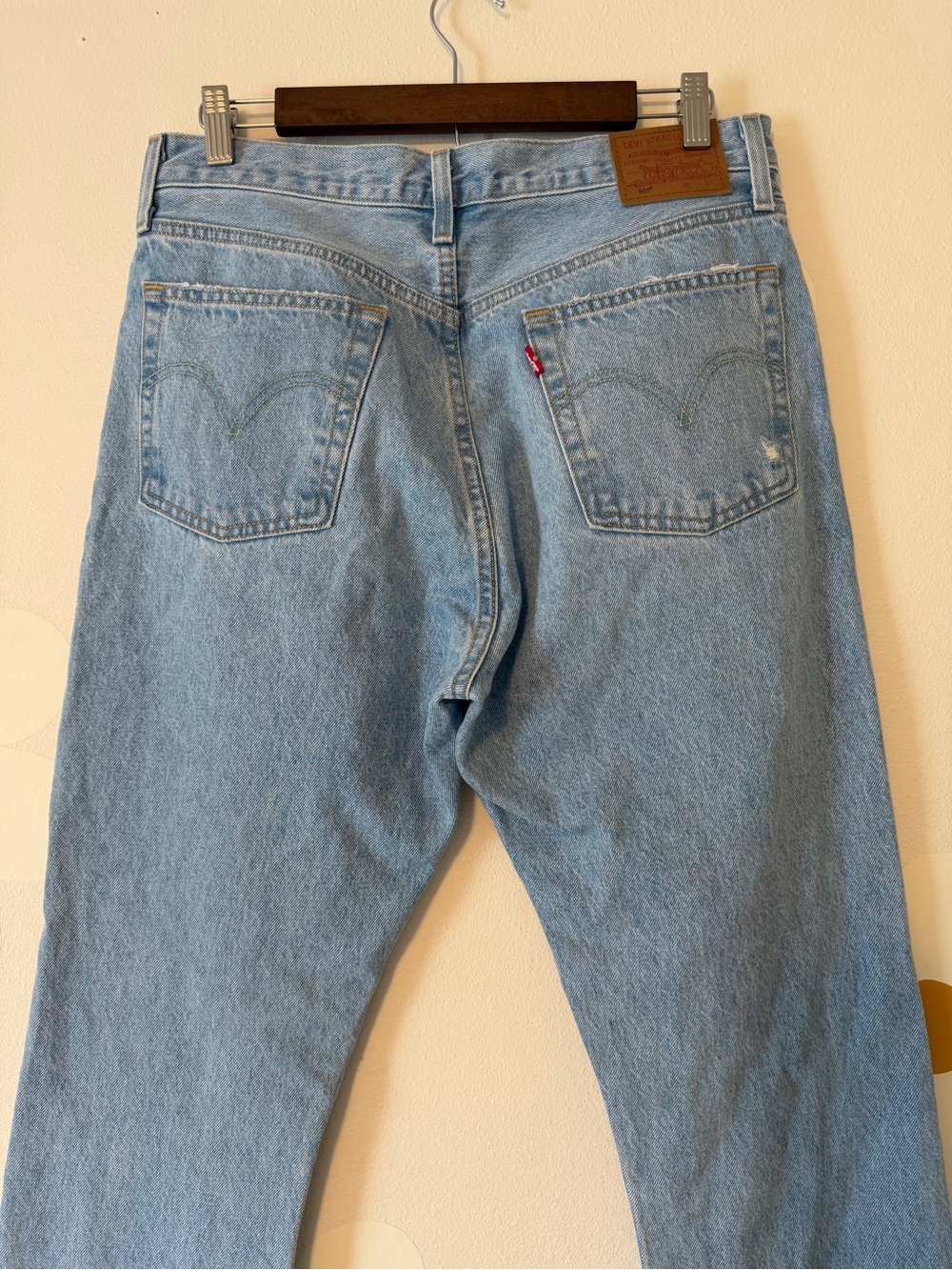 Vintage Levi’s Premium 501 Buttonfly Light Wash Distressed Denim Size 30 - Picture 7 of 14